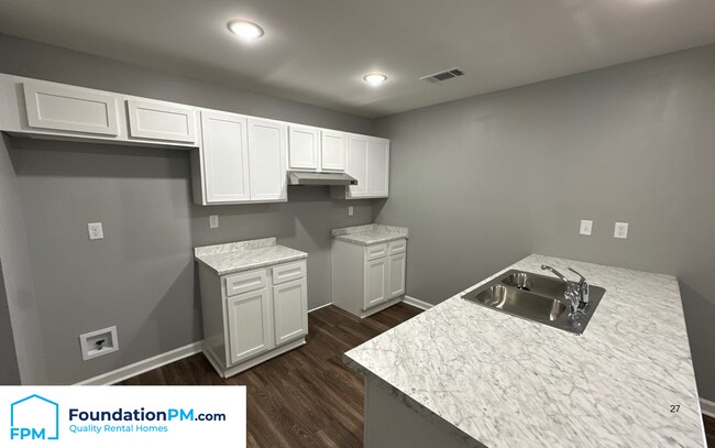 Foto del edificio - 3989 Willowview Ave