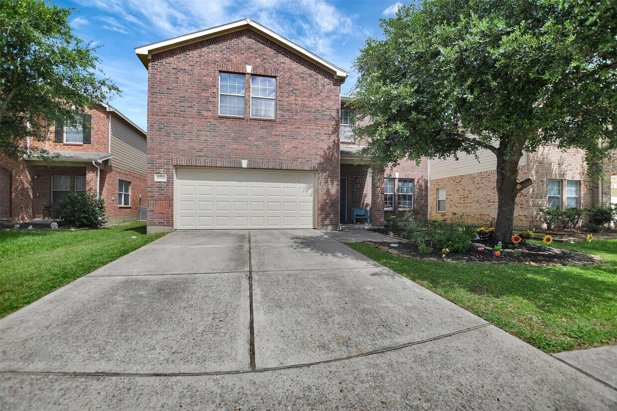 Foto principal - 6706 Lindale Manor Ct