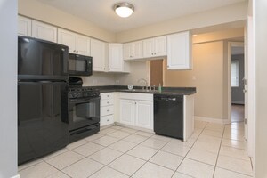 Building Photo - 20 Echo Ct