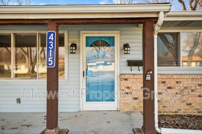 Foto del edificio - 4315 Heath Dr