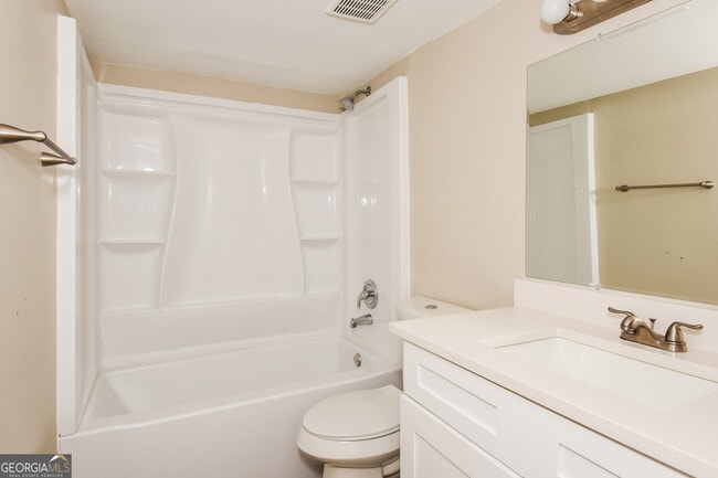 Foto del edificio - 598 Oakside Dr SW