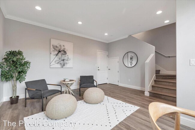 Building Photo - 3 br, 3 bath House - 137 Bundeson Cir