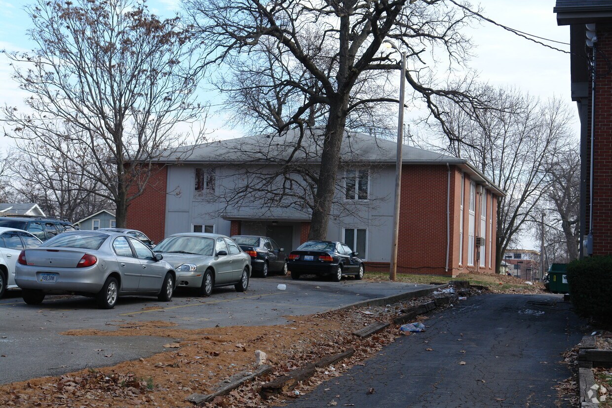 Primary Photo - 1311 E 34th St