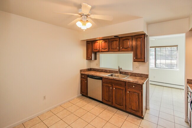 Foto del edificio - 4 Essex Ct