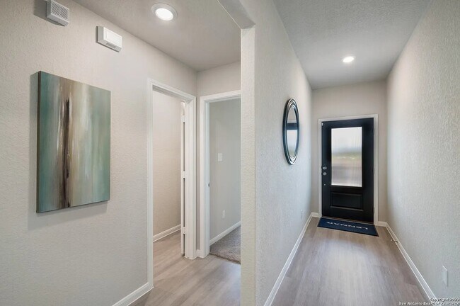 Foto del edificio - 3703 Gristmill Wy