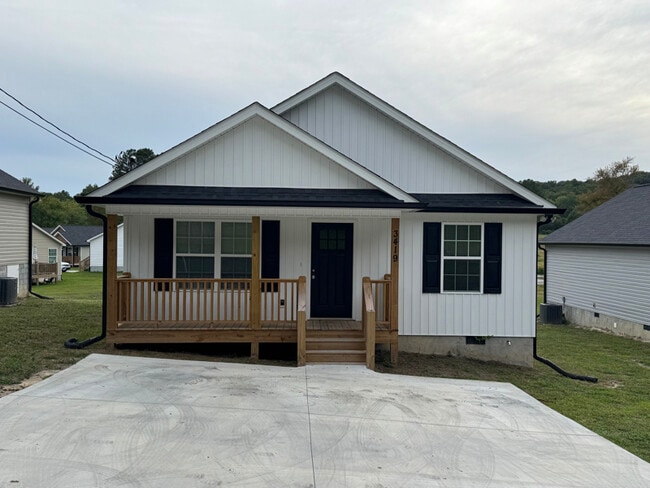 Building Photo - 3419 Reed Rd
