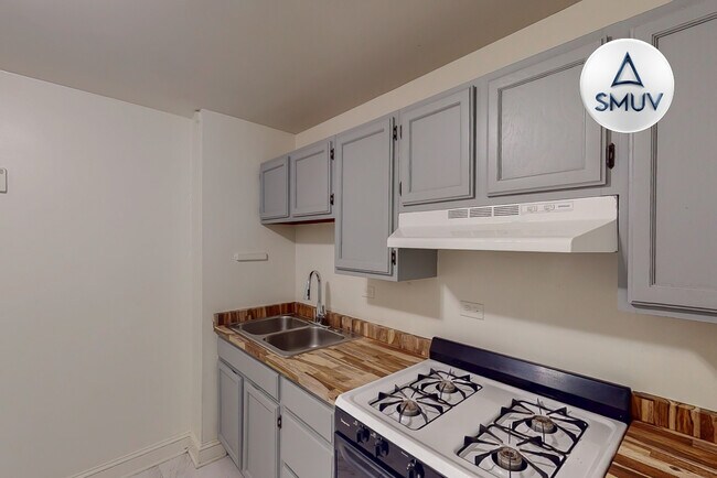 Foto del edificio - 929 N Calvert St