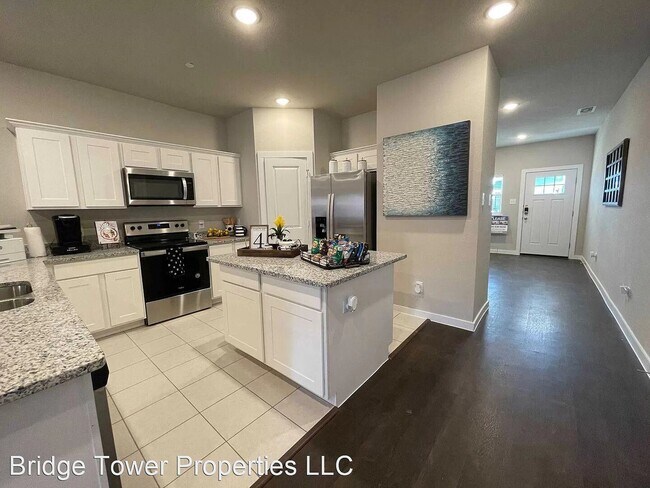 Foto del edificio - 4 br, 2.5 bath House - 603 Sophia Way