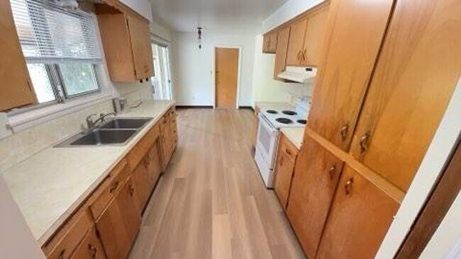 Foto del edificio - 1 Acre of Property off Oasis Rd.