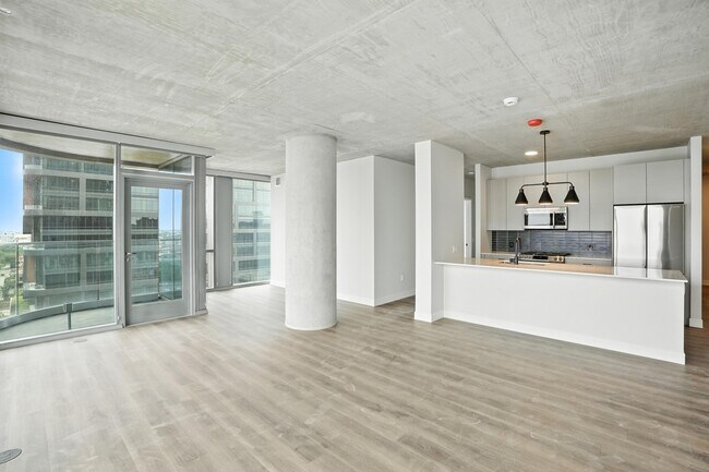Foto del edificio - 1112 W Carroll Ave
