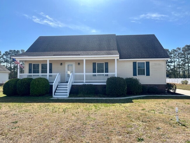 Building Photo - 120 Soundside Estates Dr