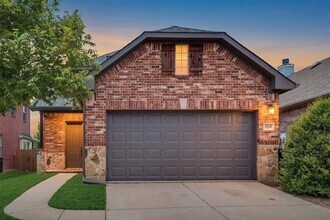 Building Photo - 1709 Belton Dr