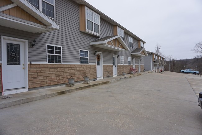 Building Photo - Hillside Apartments