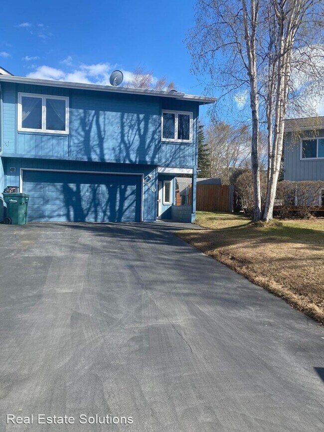 Building Photo - 3 br, 2 bath House - 8460 Ragged Top Circle