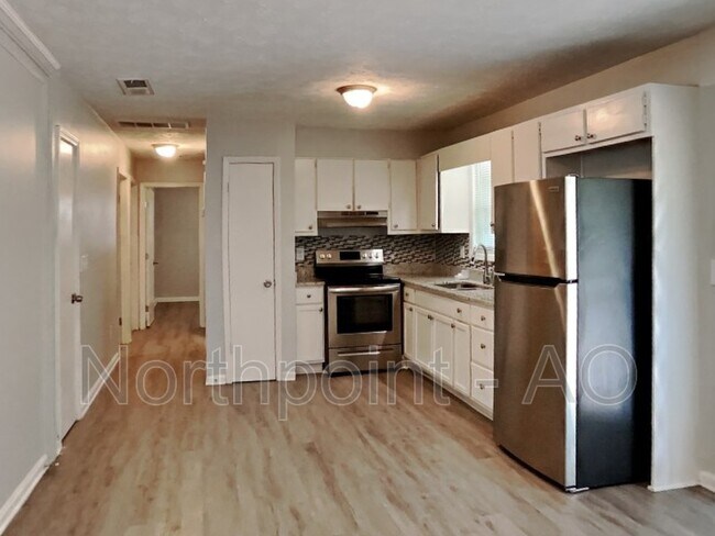 Foto del edificio - 239 Bellwood Ln
