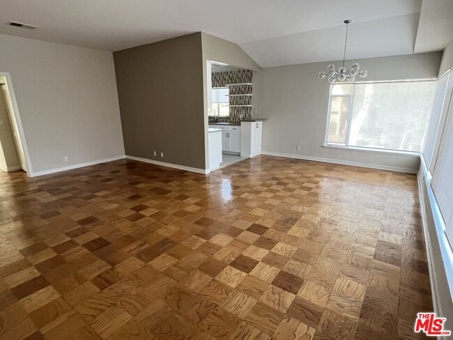 Foto del edificio - 629 Idaho Ave