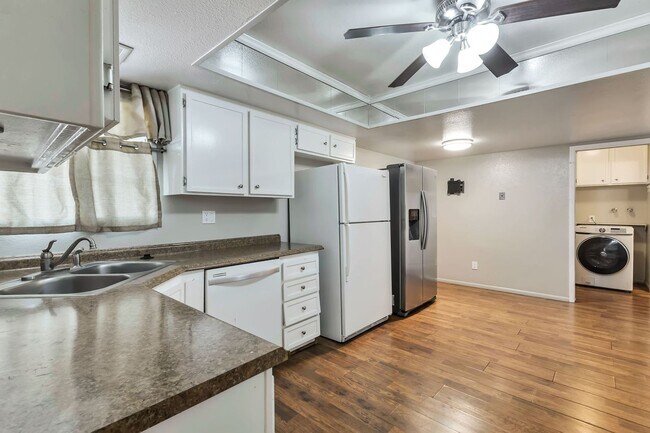 Foto del edificio - 3511 S Alder Dr