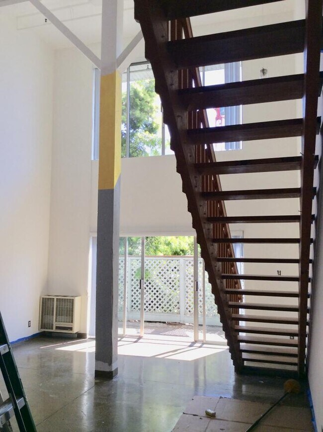 Building Photo - 1 bedroom in San Francisco CA 94107
