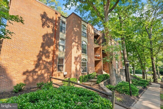 Foto del edificio - 3378 Woodburn Rd
