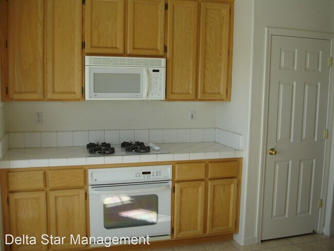 Foto del edificio - 3 br, 2 bath House - 1968 SAN DIEGO CIRCLE