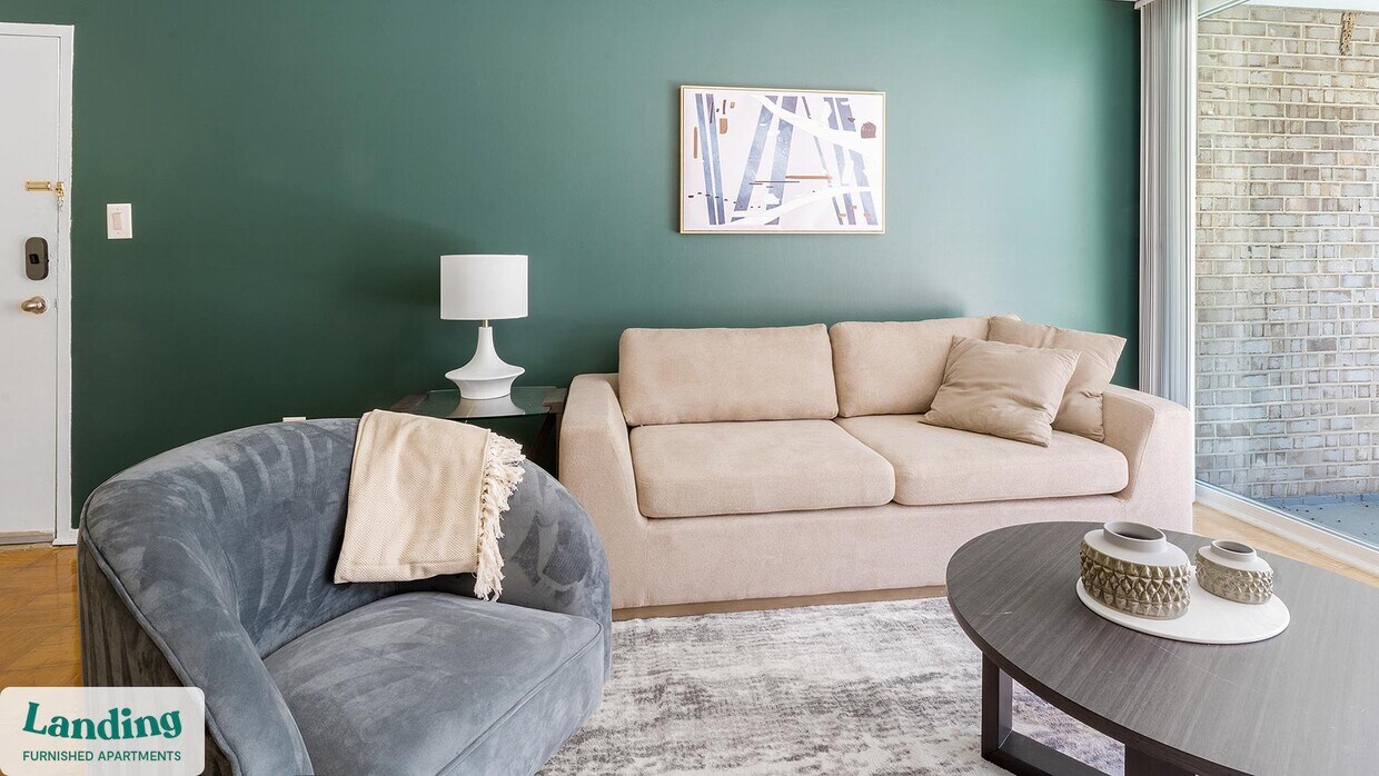 Foto principal - 6220 Springhill Dr