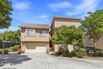 Building Photo - 16752 San Luis Way