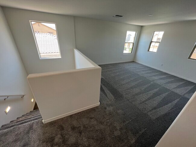 Building Photo - 25771 W Hazel Dr