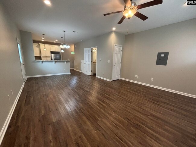 Building Photo - 532 Idlewood Park Dr
