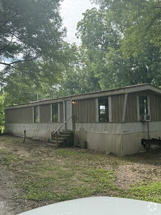 Building Photo - 105 Shannon St
