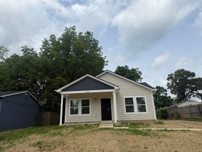 Building Photo - 4231 Wanatah St