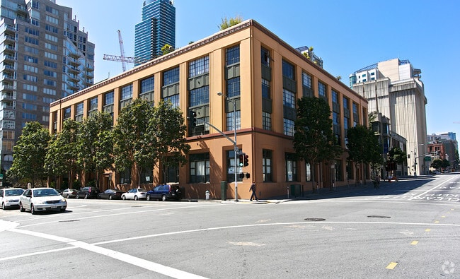 Building Photo - 301 Folsom St