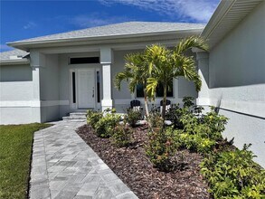 Building Photo - 202 Long Meadow Ln S