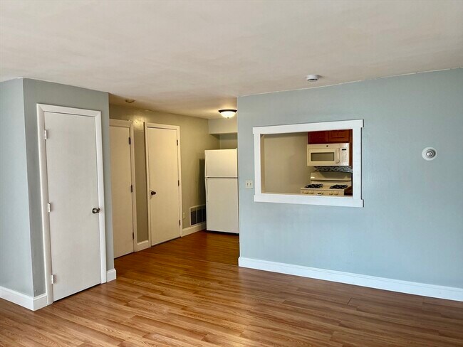 Foto del edificio - 225 Danforth St