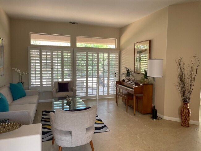 Building Photo - 78342 Silver Sage Dr