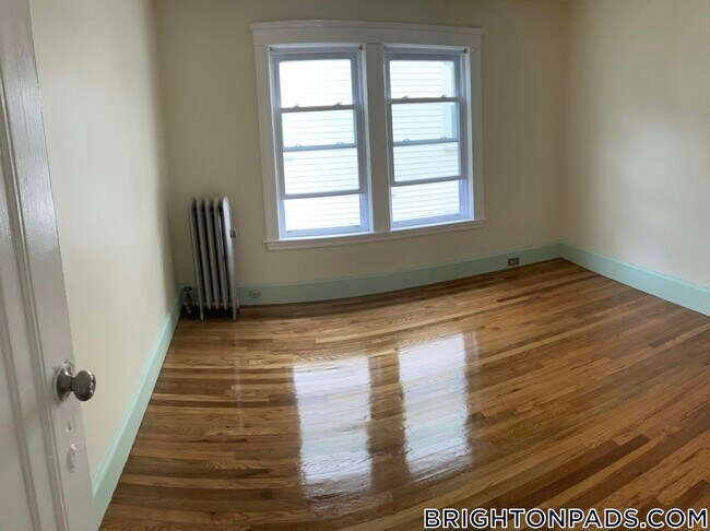 Foto del edificio - 25 Colborne Rd
