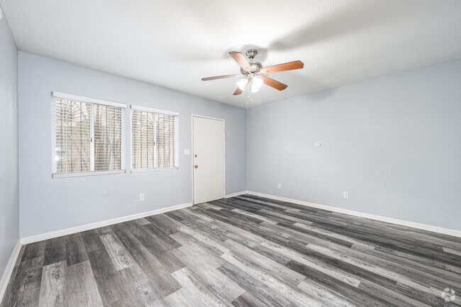 Studio - 380SF - Bedroom - 11440 Old River School Rd