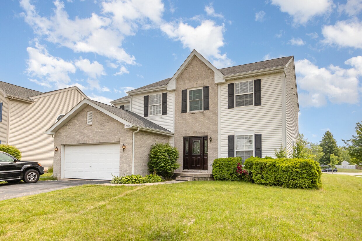 Foto principal - 2004 Fieldstone Ct