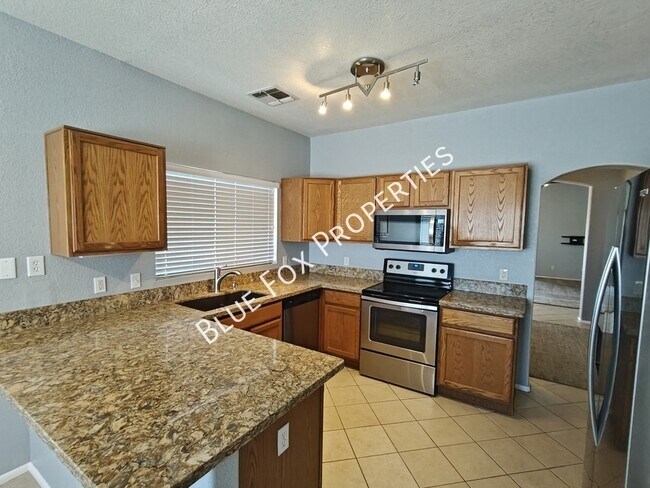Building Photo - 7485 W Briner Dr
