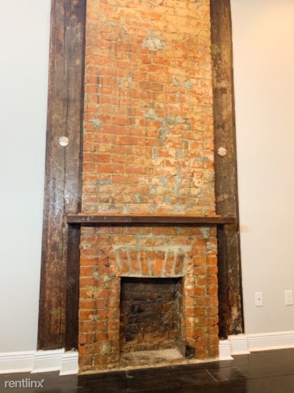 Primary Photo - 3 br, 2 bath Apartment - 1935 Washington Ave