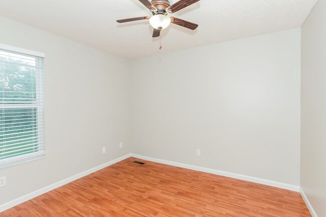 Building Photo - 382 Gatewood Ct