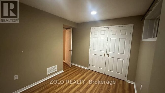 Building Photo - 35 Forest Dale Dr