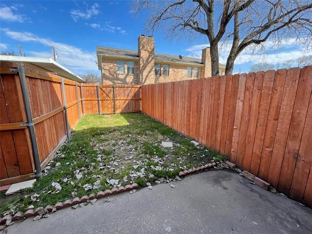 Building Photo - 632 S Rogers Rd