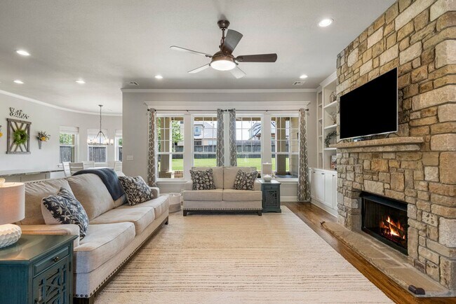 Foto del edificio - Beautiful Executive Home For Lease in the ...
