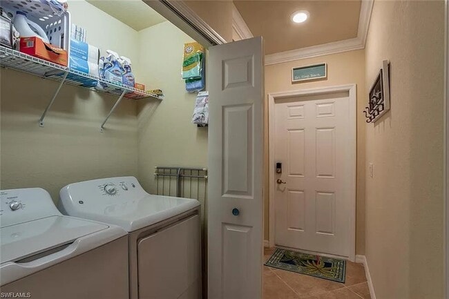 Building Photo - 13671 Julias Way