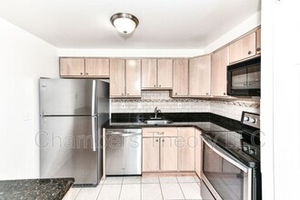 Building Photo - 7621 Tremayne Pl