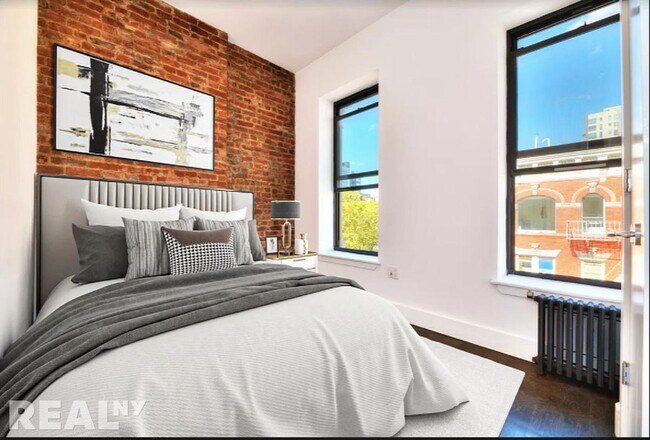 Building Photo - 303 Broome Street