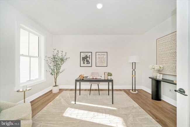 Building Photo - 204 3 Rivers Rd