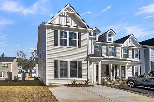Foto del edificio - 482 Green Fern Dr
