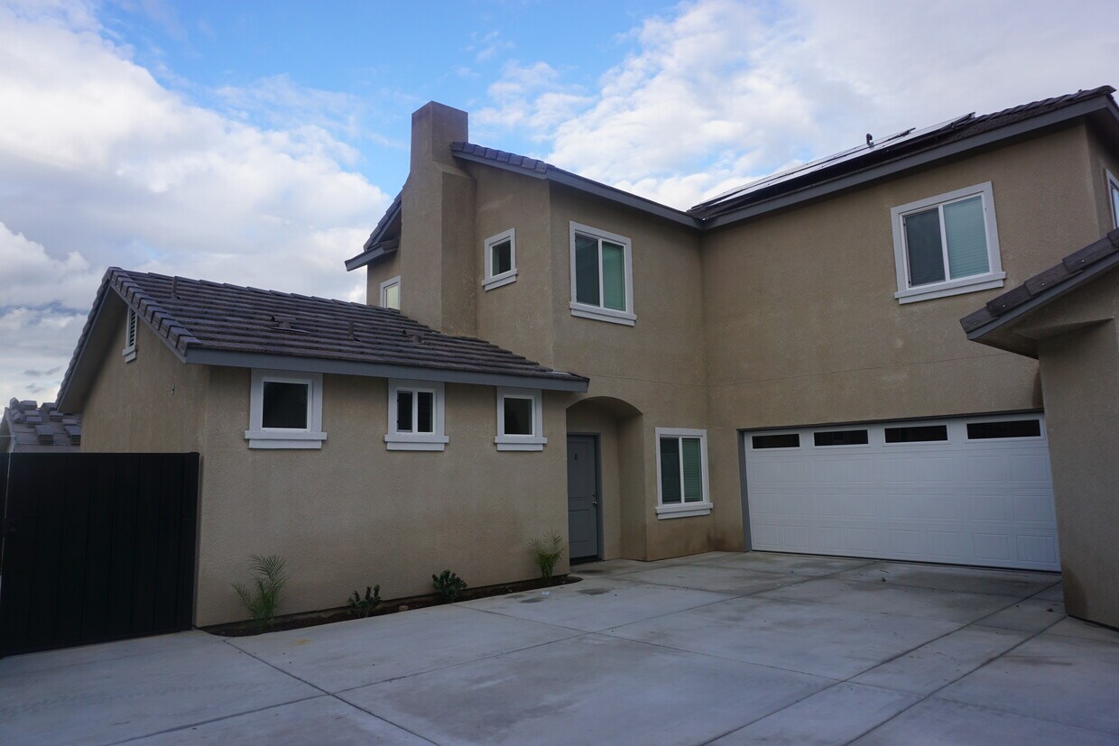 Building Photo - 8616 Frankie Lou St