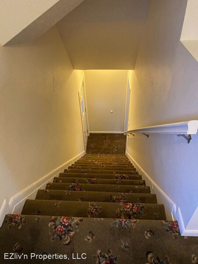Foto del edificio - 3 br, 2 bath House - 318 5th Ave SE